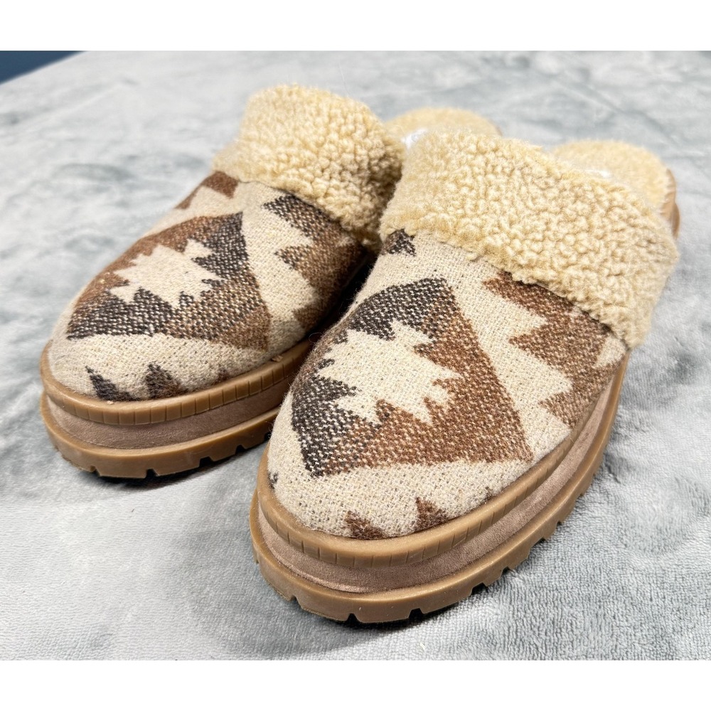 Jessica Simpson Shoes Womens Size 8.5 Brown Clog Slippers Faux Fur Lined Aztec